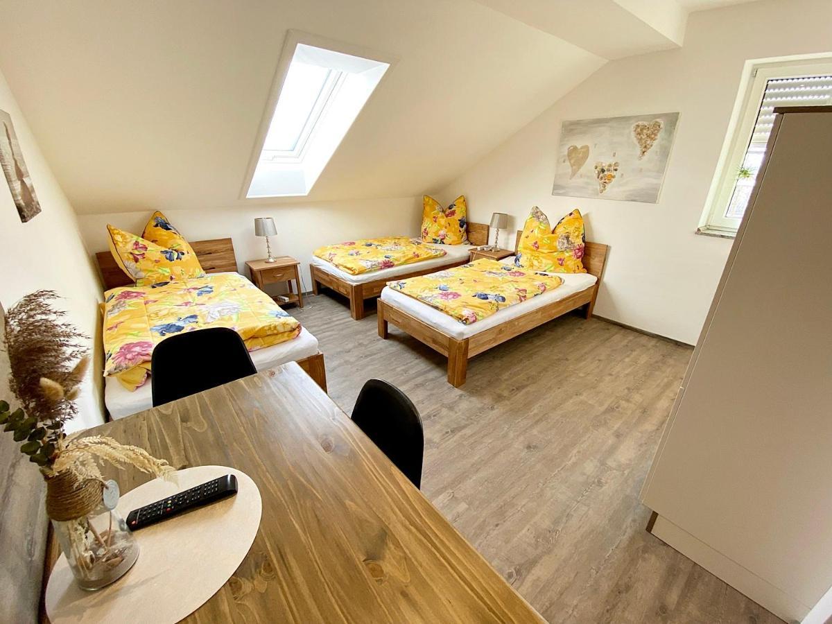 Seehaus Mamming - Hotel - Schlaffaesser - Biergarten - Camping Екстериор снимка