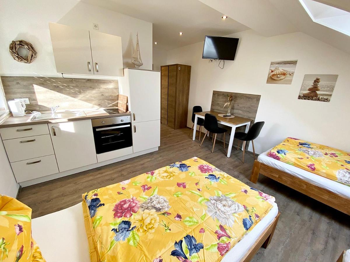 Seehaus Mamming - Hotel - Schlaffaesser - Biergarten - Camping Екстериор снимка
