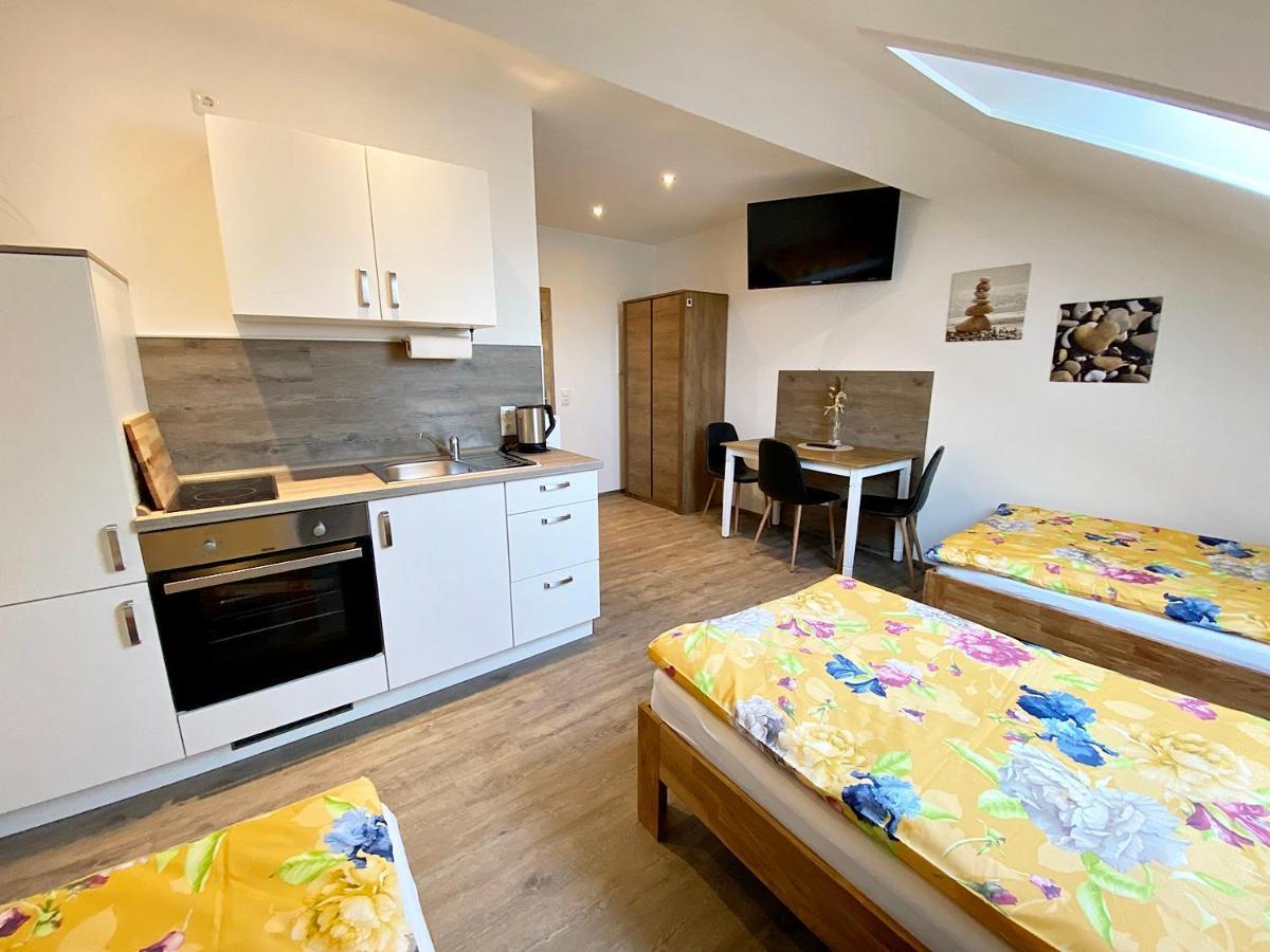 Seehaus Mamming - Hotel - Schlaffaesser - Biergarten - Camping Екстериор снимка