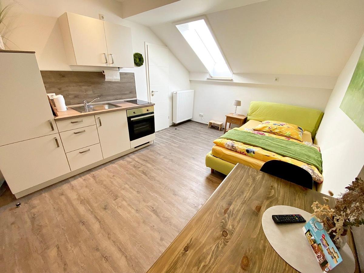 Seehaus Mamming - Hotel - Schlaffaesser - Biergarten - Camping Екстериор снимка