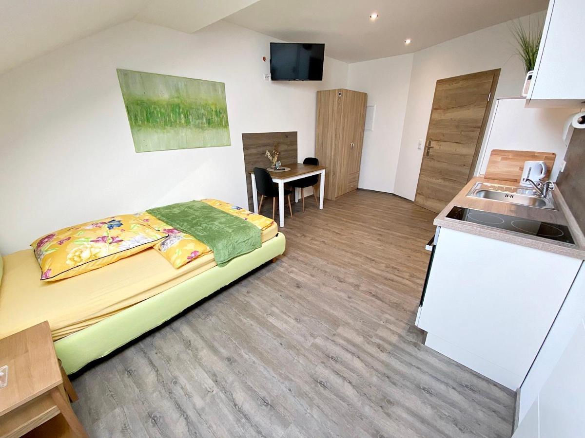 Seehaus Mamming - Hotel - Schlaffaesser - Biergarten - Camping Екстериор снимка