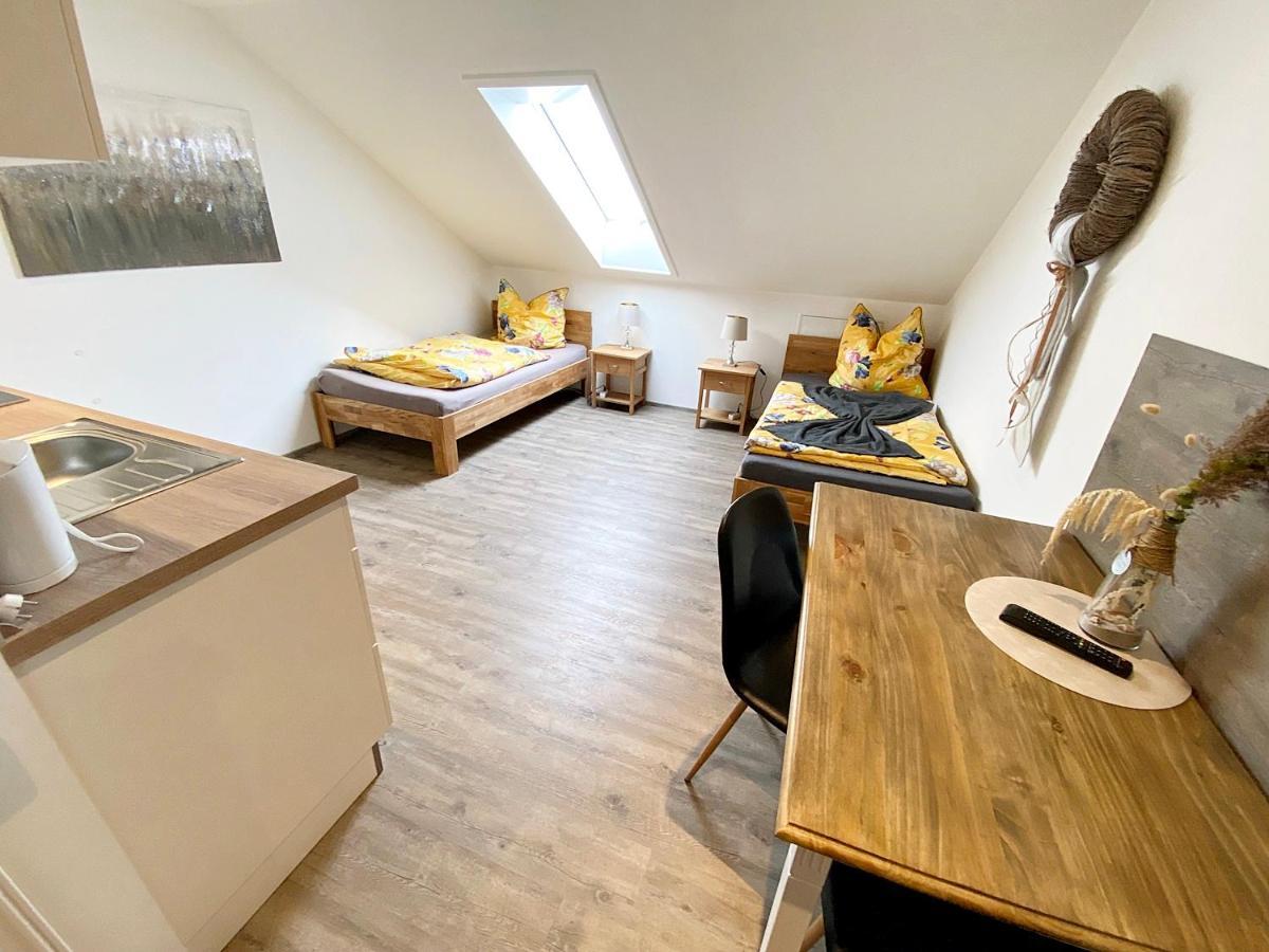 Seehaus Mamming - Hotel - Schlaffaesser - Biergarten - Camping Екстериор снимка