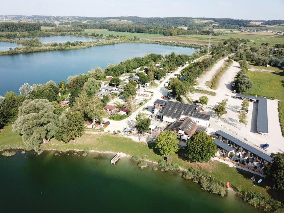 Seehaus Mamming - Hotel - Schlaffaesser - Biergarten - Camping Екстериор снимка