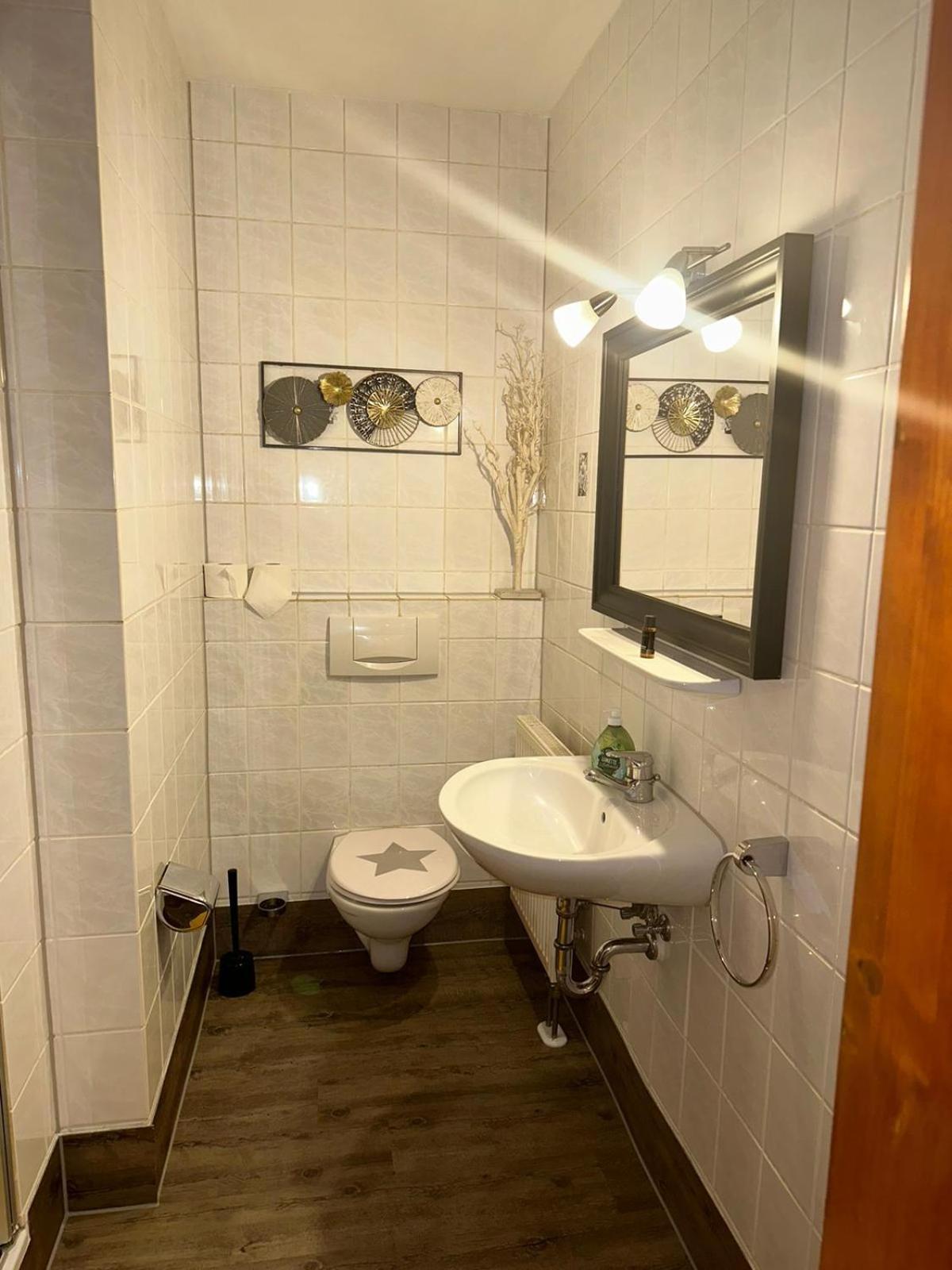Seehaus Mamming - Hotel - Schlaffaesser - Biergarten - Camping Екстериор снимка